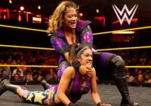 بالصور.. العملاقة نيا جاكس تطيح بالحسناء بايلي في عرض NXT