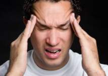 لماذا نصاب بالصداع بعد البكاء؟