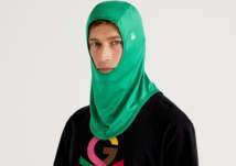 موضة مثيرة للجدل.. "حجاب للجنسين" بسعر 40 دولار