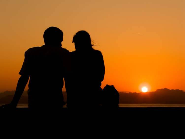4 طرق لإستعادة وهج العلاقة الزوجية