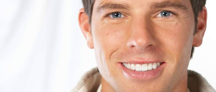 هل تساءلت يومًا عن عدد اسنان التي يملكها الانسان البالغ؟