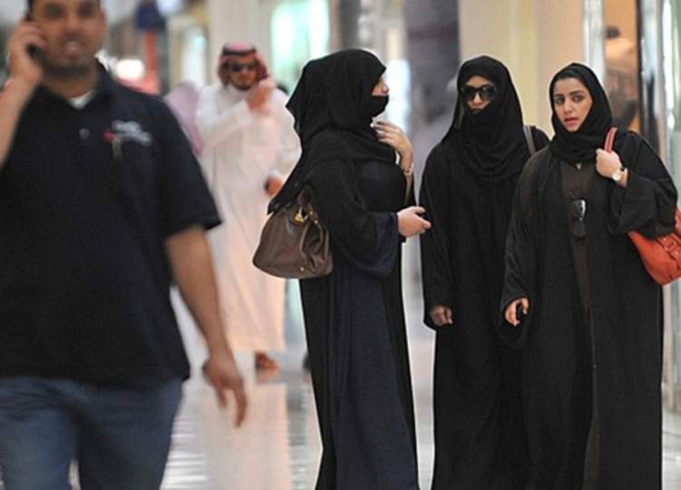 مقترح سعودي لاغلاق المحلات في التاسعة مساء وهذه هي الاستثناءات