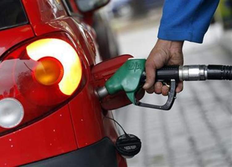 الكويت تقرر رفع البنزين بنسبة تصل إلى 83%