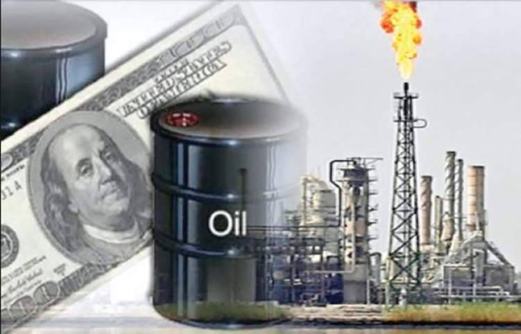 انخفاض النفط مع صعود الدولار