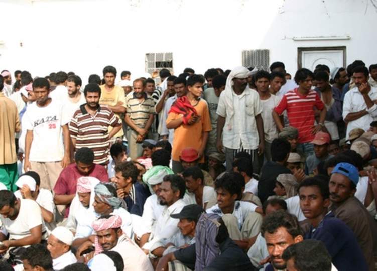 السعودية تطبق نظام الرسوم الشهري على العمالة الوفدة