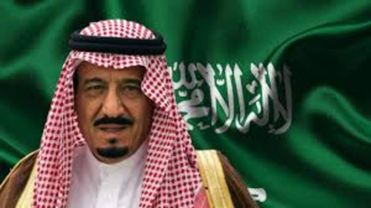 سعوديون يطلبون من الملك توفير الأمان الوظيفي