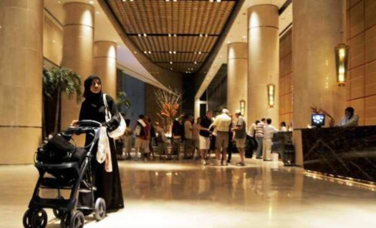 الإمارات الأولى عربياً بالعوائد المالية على الغرف الفندقية