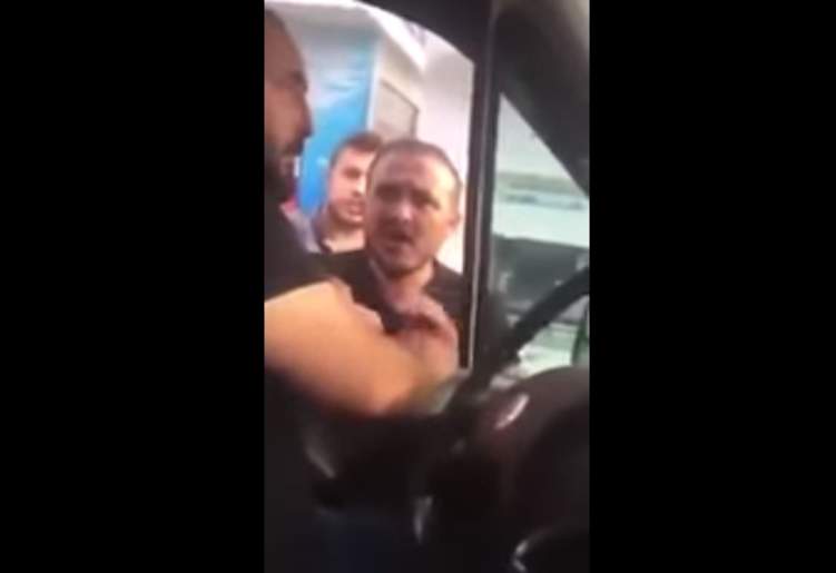 بالفيديو... شاب تركي يعتدي على مواطن سعودي في مدينة طرابزون