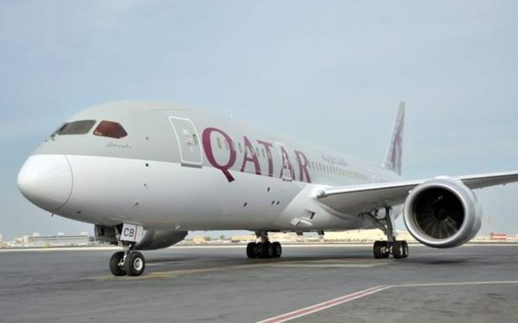 هل تسيير الخطوط الجوية القطرية رحلاتها عبر ممرات طوارئ جوية؟