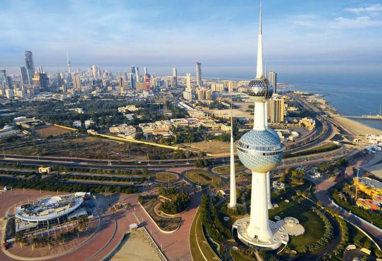 الكويت ترفع أسعار الكهرباء والماء على الوافدين بزيادة 150%
