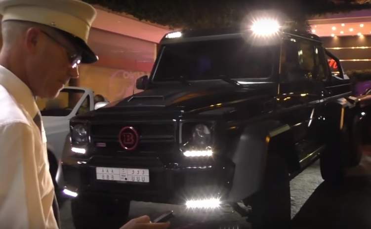 بالفيديو: منع سيارة مرسيدس سعودية من دخول موناكو. . والسبب غير متوقع!