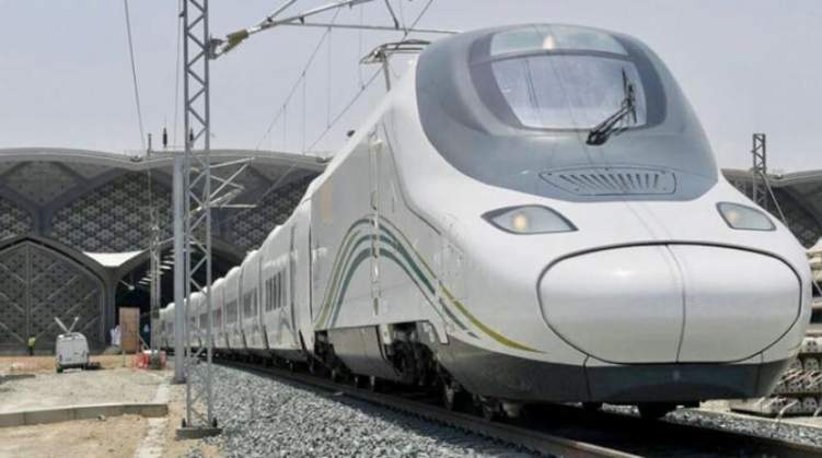 لأول مرة قطار الحرمين يصل إلى مكة المكرمة