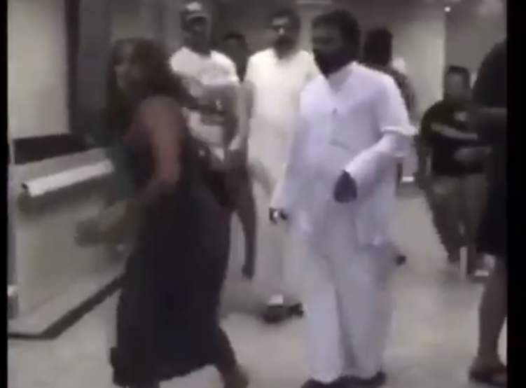 بالفيديو...مشاجرة نسائية عنيفة داخل مستشفى في الكويت