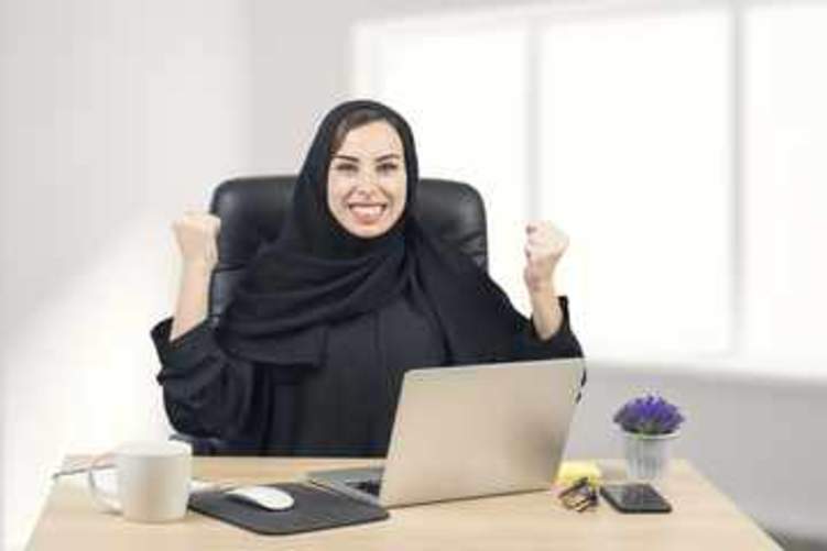توقعات بانخفاض توظيف غير السعوديين بـ2018..ونمو وظائف النساء
