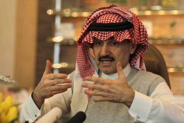 السعودية تخطط لبيع فندقين في بيروت يملكهما الوليد بن طلال