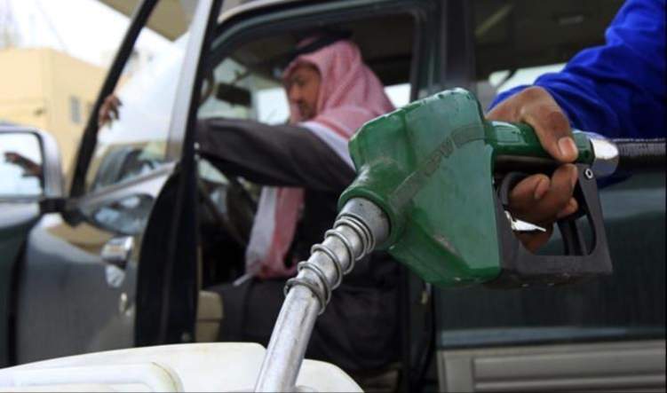 السعودية تفرض ضريبة 5% على البنزين مطلع 2018