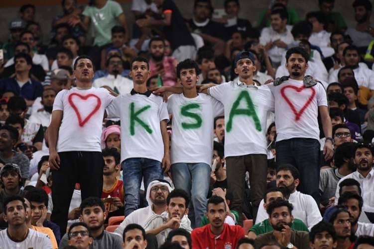 اتهامات بالتلاعب في قرعة المونديال بمجموعة مصر والسعودية