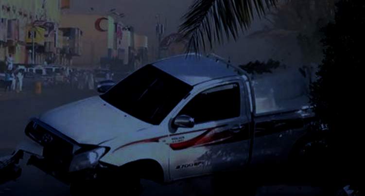 مفحط سعودي يفقد السيطرة على سيارته لتنقلب عدة مرات (فيديو)