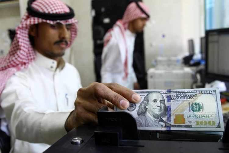 ما مدى تأثّر تحويلات الوافدين في الخليج تحت وطأة الضرائب؟