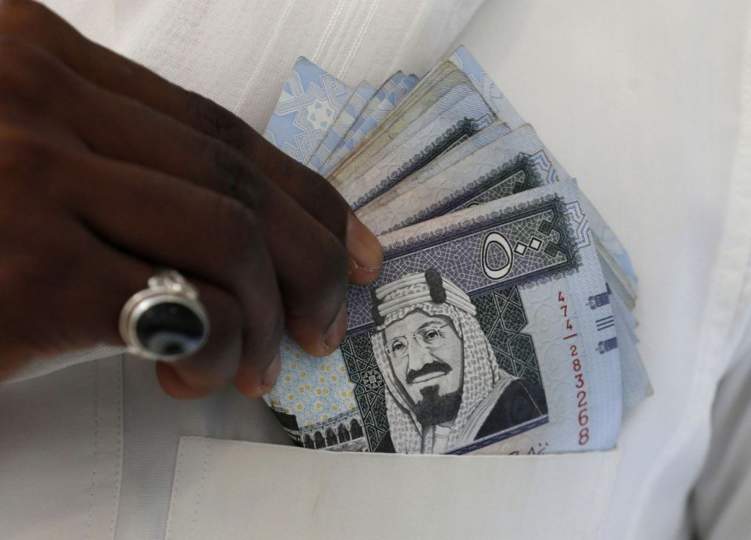 حساب المواطن السعودي يصرف دعماً مالياً لمستفيدين جدد بأثر رجعي