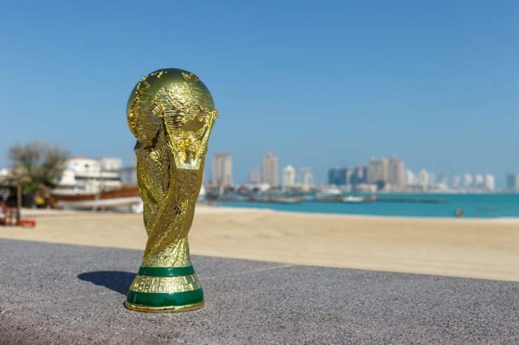 "فيفا" يحسم الجدل.. هل يُسحب مونديال 2022 من قطر؟