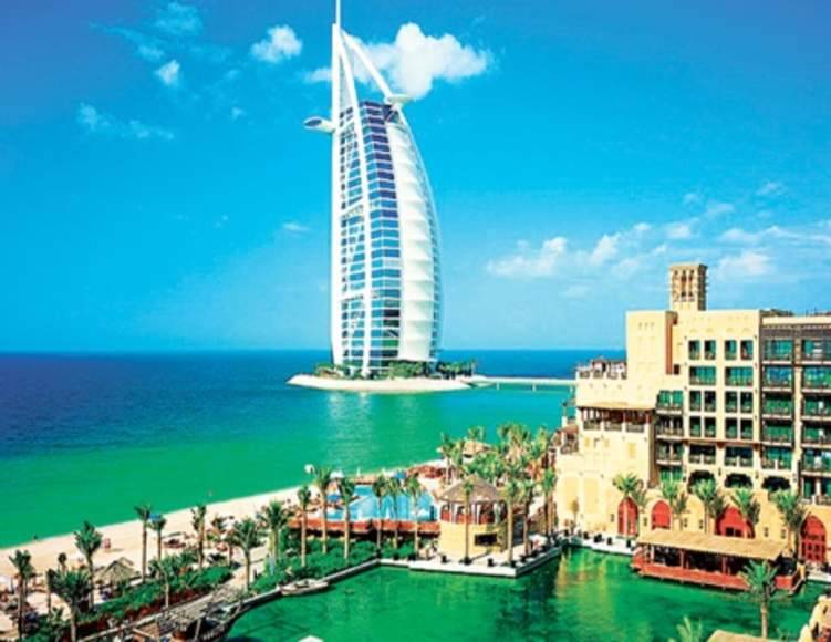 دبي الأولى عالمياً في إنفاق سياح الليلة الواحدة
