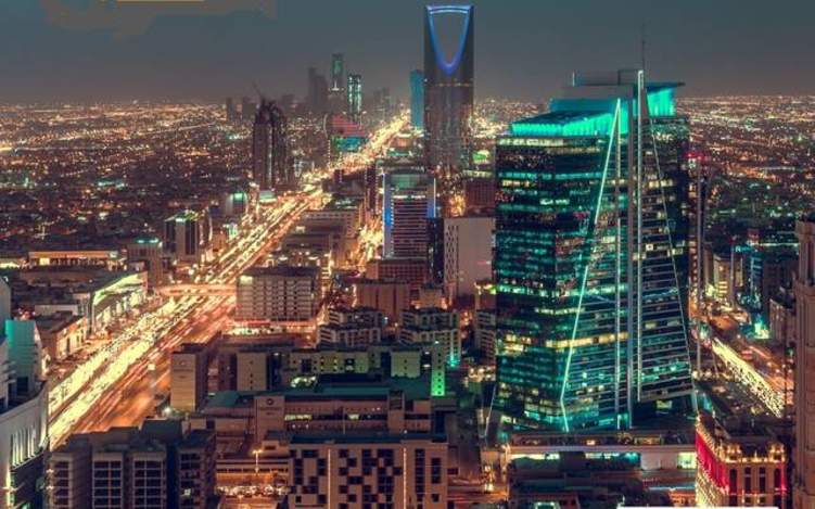 السعودية:تعديلات جديدة تسمح للموظف الحكومي بإجازة 108 يوم في السنة