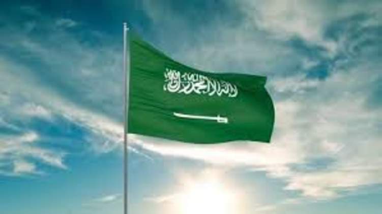السعودية تدين شركة كحول نشرت علم التوحيد على أغطيتها