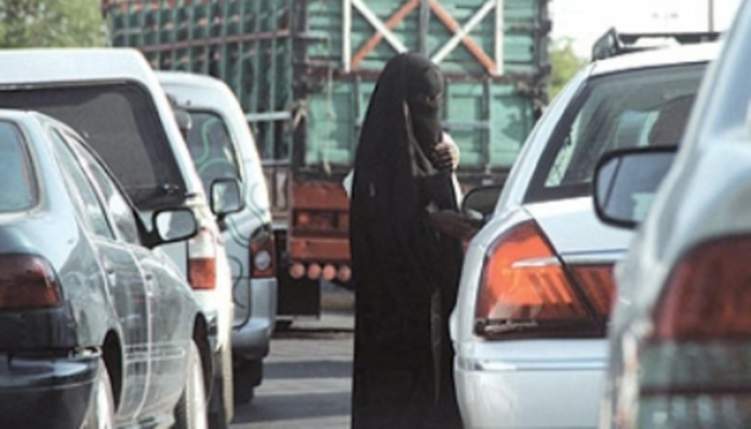 63% من السعوديين لا يدفعون للمتسولين في الشوارع