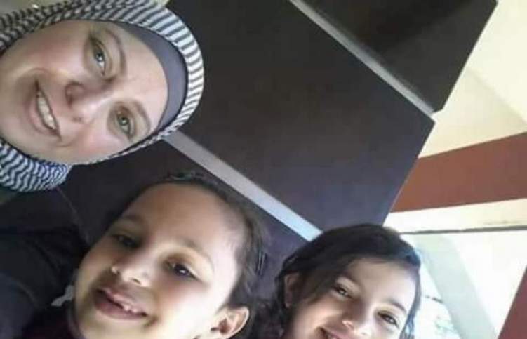 مقتل حفيدتي المرسي أبوالعباس وأمهما خنقاً خلال مباراة مصر وروسيا