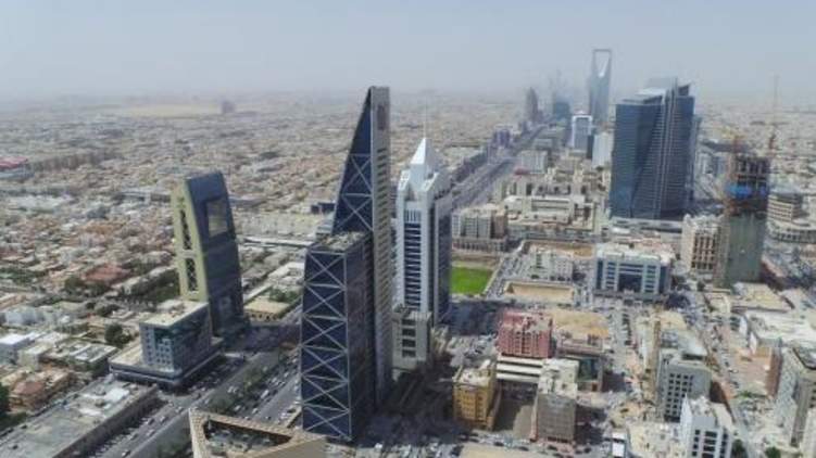 السعودية: تراجع الصفقات العقارية لـ 33% منذ بداية العام