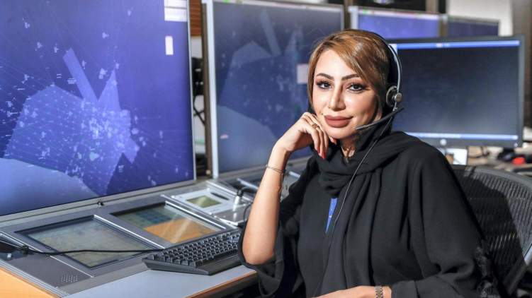 من هي الإماراتية التي تعتبر أول امرأة تعمل بمراقبة الحركة الجوية في الإمارات