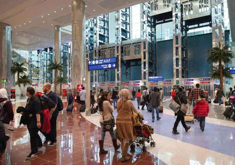 مطار دبي الدولي ثالث أكثر مطارات العالم ازدحاماً