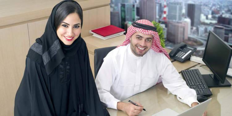 الشركات الخليجية تقدم مكافآت وبدلات جديدة لموظفيها