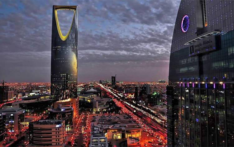 السعودية: استثناء منصب «مدير وافد» من قرار توطين المهن