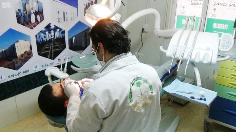 خطة سعودية لتقليص عدد الأطباء الوافدين لـ 27.5%
