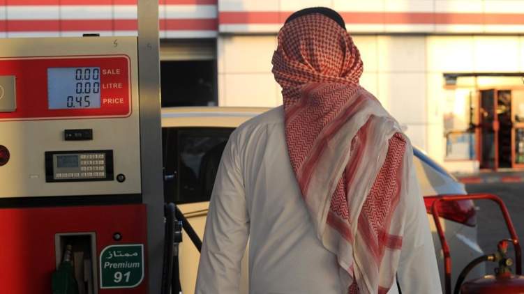 تطبيق «المُضافة» على البنزين قيد الدراسة في البحرين