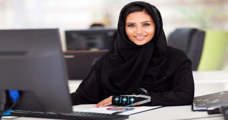 المرأة السعودية تتفوق على الرجل في التميز الوظيفي