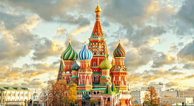 روسيا تعفي الإماراتيين من تأشيرة السفر المسبقة