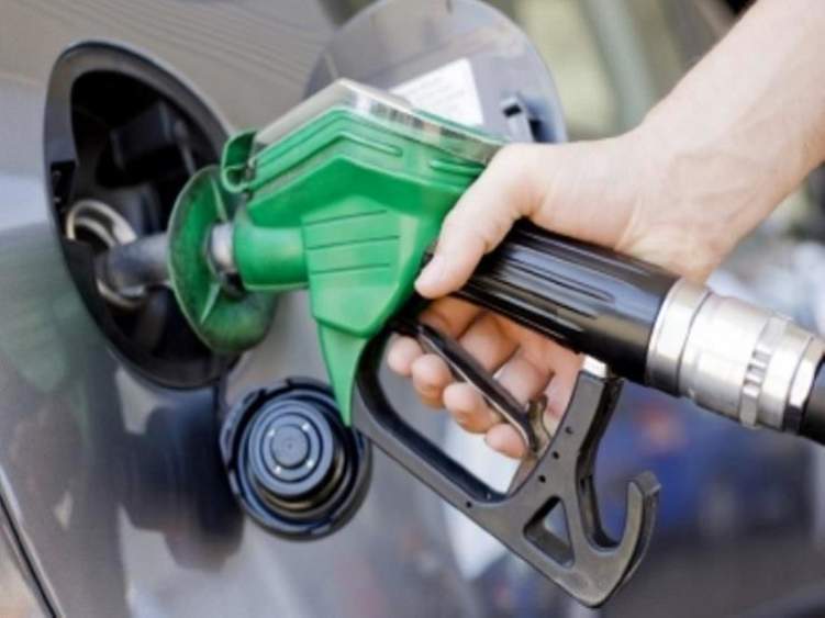 11% زيادة سعر البنزين في الإمارات