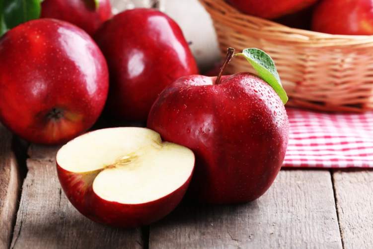10 فوائد لتناول التفاح يومياً