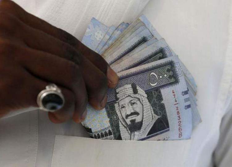 800 ألف سعودي يتقاضون رواتب لا تتجاوز الـ 3 آلاف ريال شهرياً