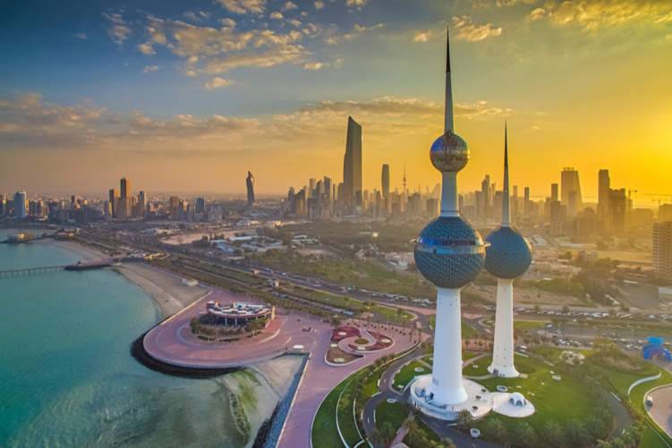 ألف دينار عقوبة مرتدي "البيجامة" في الكويت