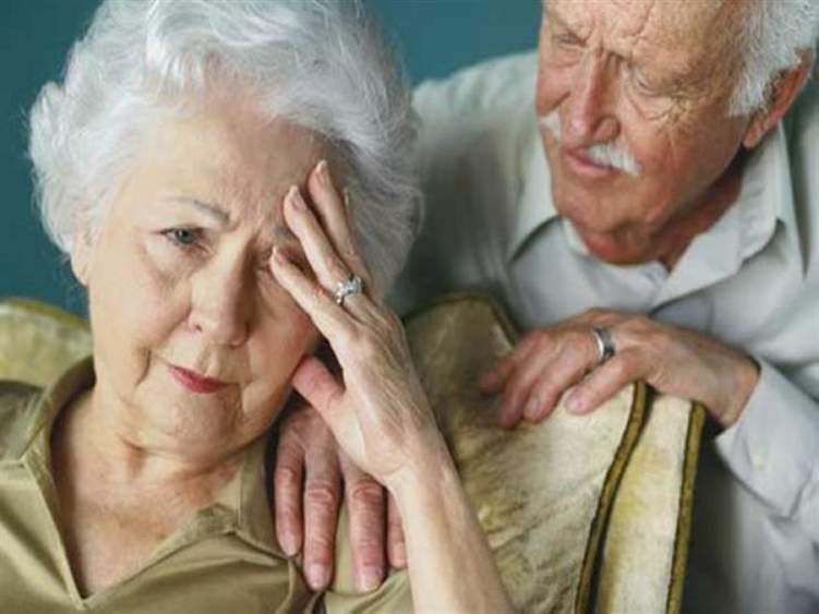 ما علاقة المشكلات الزوجية بأمراض الخرف؟