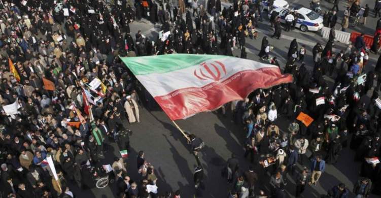 إيران تخسر مليارات الدولارات بسبب قطع الإنترنت