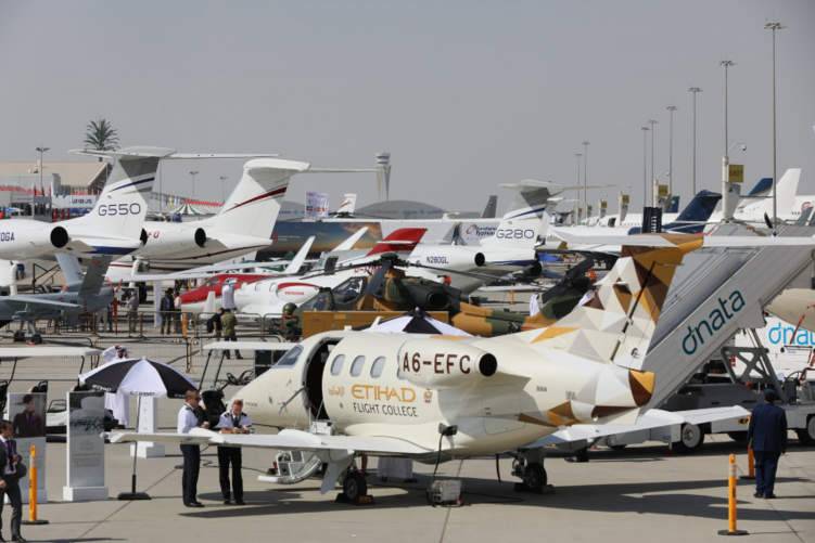 بالصور .. أهم الطائرات في معرض دبي للطيران