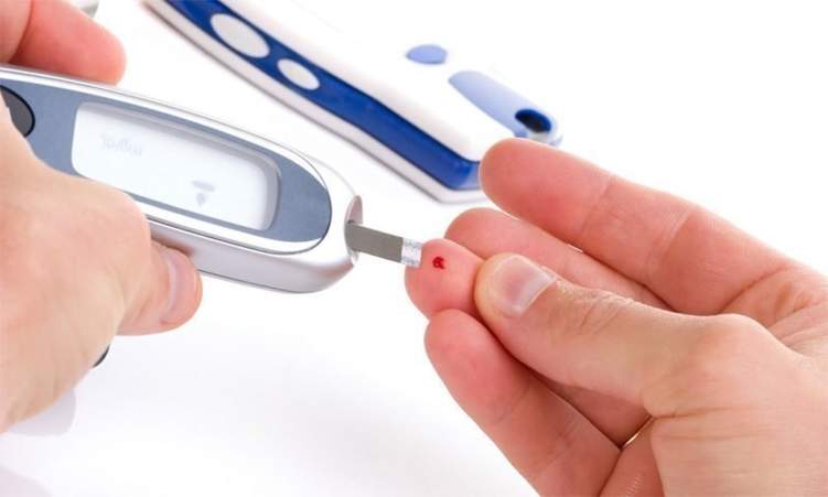 5 أعراض لإنخفاض السكر في الدم.. لا يعلمها الكثيرون