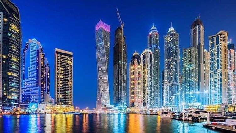 هل ستشهد عقارات دبي مزيداً من الانخفاض؟