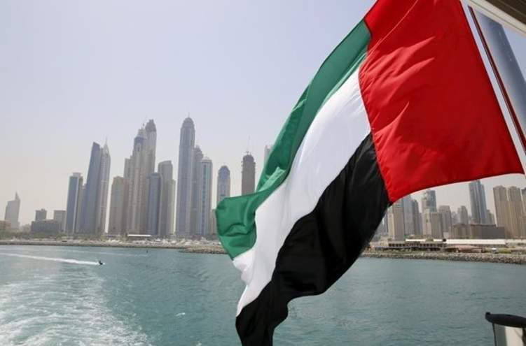 تخفيض رسوم 94 خدمة في الإمارات