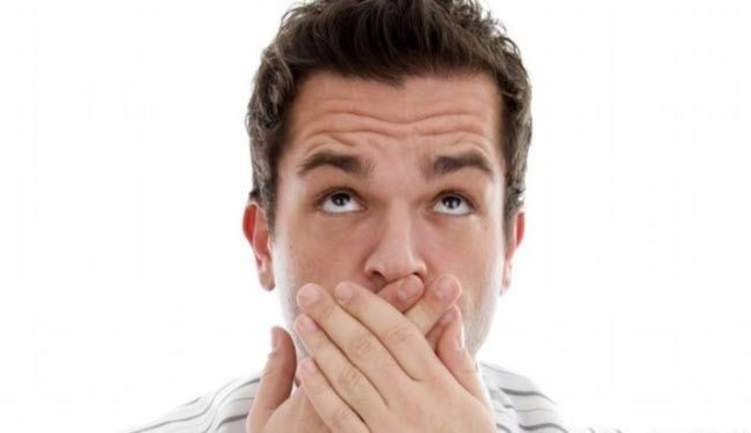 7 طرق تخلصك من رائحة الفم في رمضان